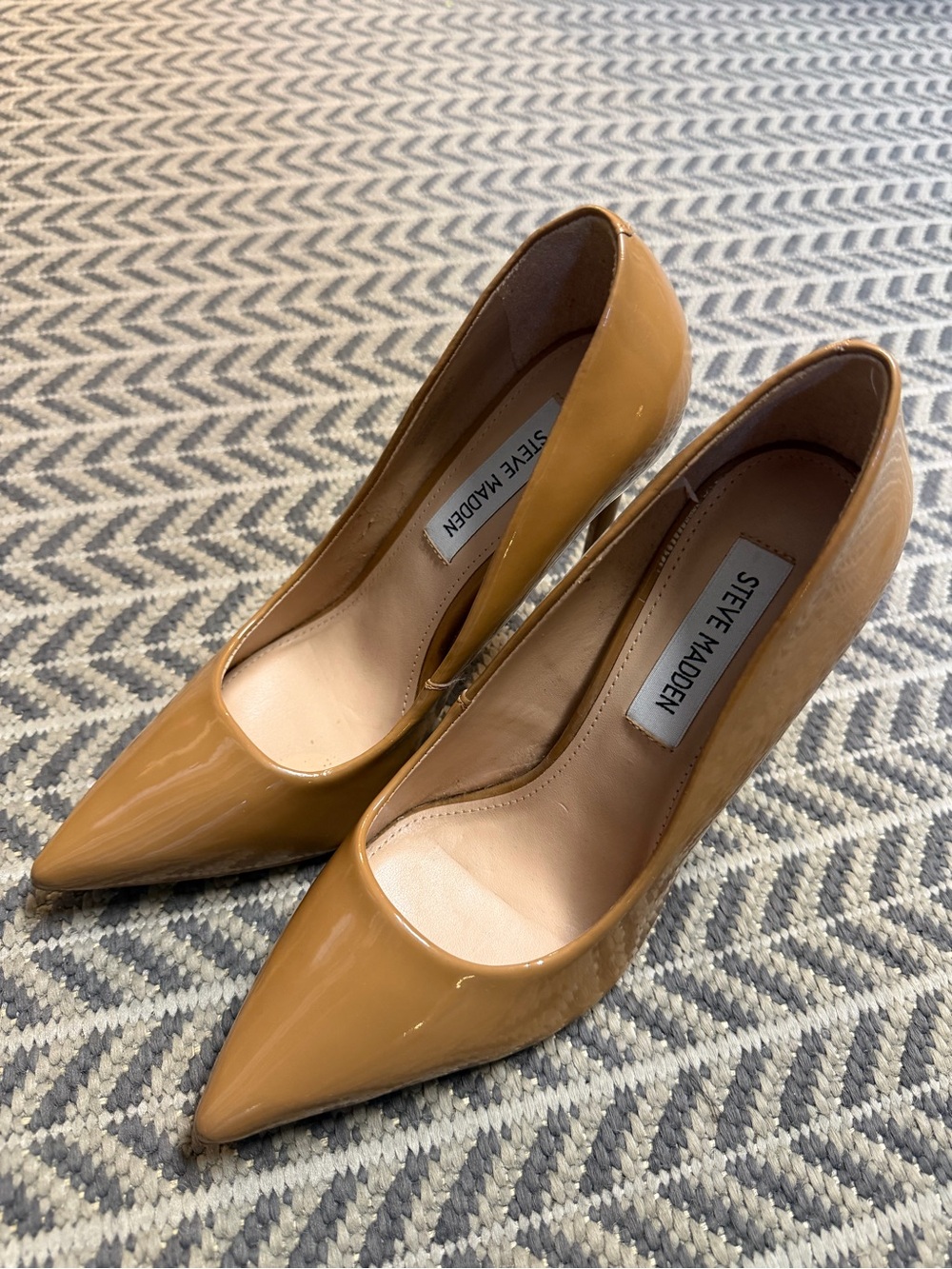 Nordstrom Steve Madden Women's Camel Patent Pointed-Toe Pumps